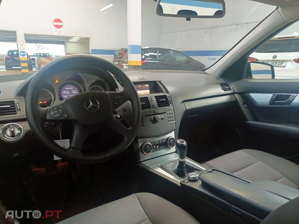 Mercedes-Benz C 220 CDi Classic BlueEfficiency