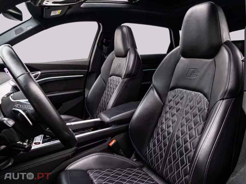 Audi E-Tron S ALL-BLACK I.V.A DEDUTIVEL 