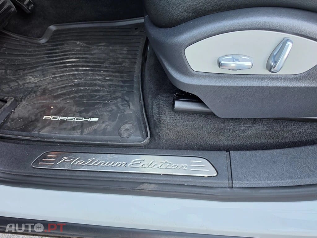 Porsche Cayenne Platinum Edition