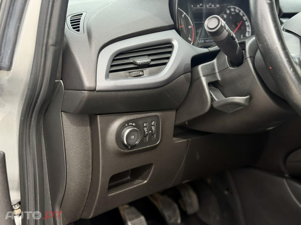 Opel Corsa E 1.3 CDTI