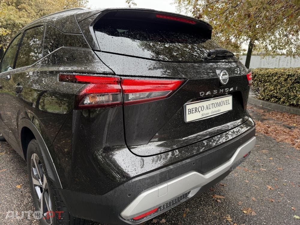 Nissan Qashqai 1.3 DIG-T N-Connecta J18