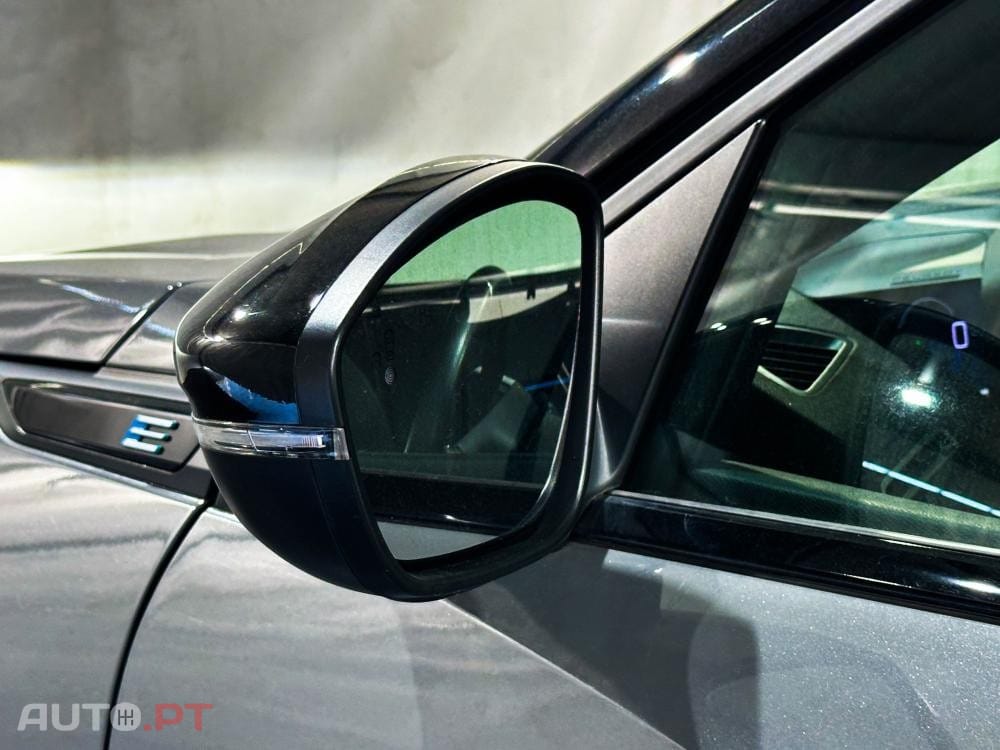 Peugeot E-2008 54 kWh GT