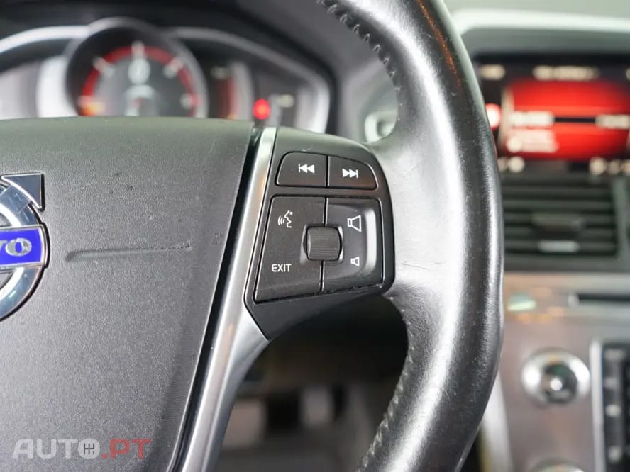 Volvo XC60 2.0 D3 Momentum Geartronic
