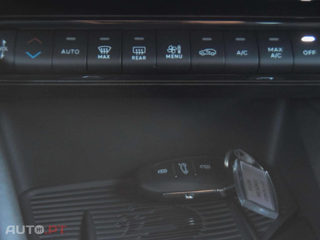 Alfa Romeo Junior 1.2 Sport Speciale Q4 eDCT6