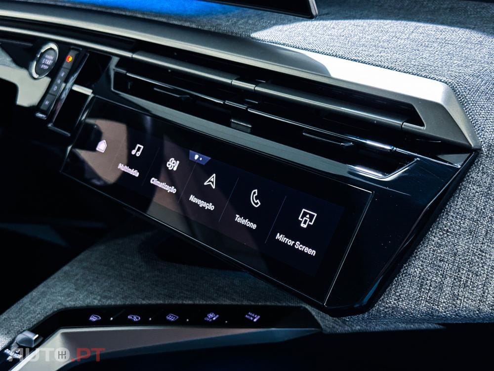 Peugeot 3008 1.2 Hybrid Allure e-DCS6