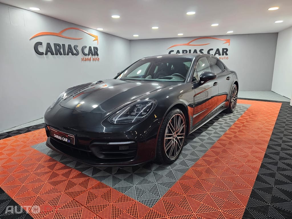 Porsche Panamera 4 E-Hybrid