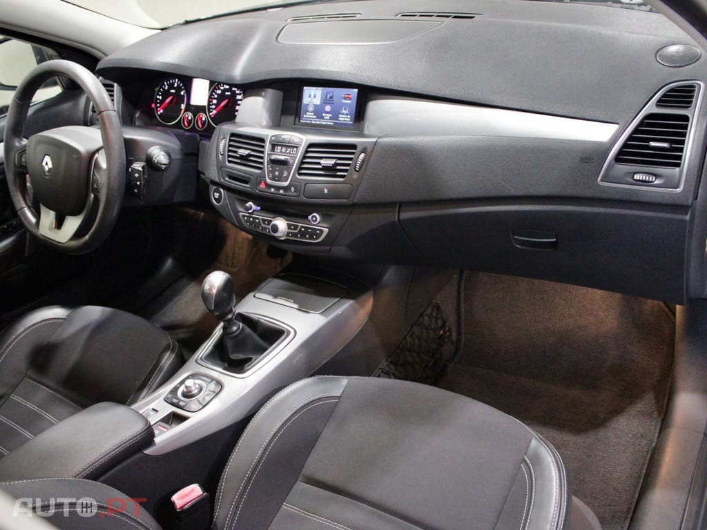 Renault Laguna Break 2.0 DCi Dynamique S 4control