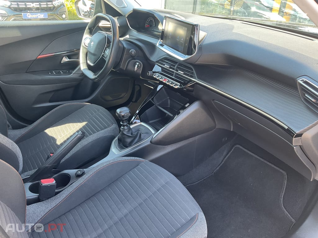 Peugeot 2008 1.5 BlueHDi Active