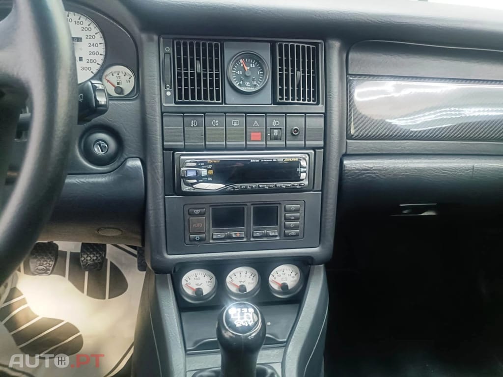 Audi RS2 quattro