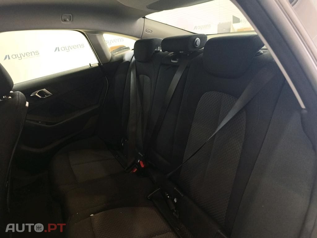 BMW 216 d Advantage