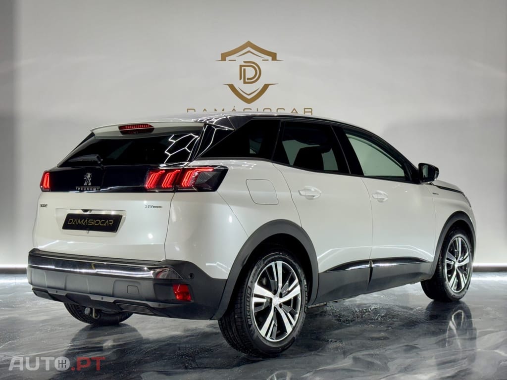 Peugeot 3008 1.6 Hybrid Allure e-EAT8