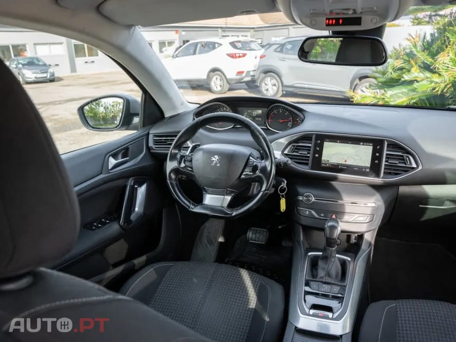 Peugeot 308 SW 1.5 BlueHDi Active EAT8