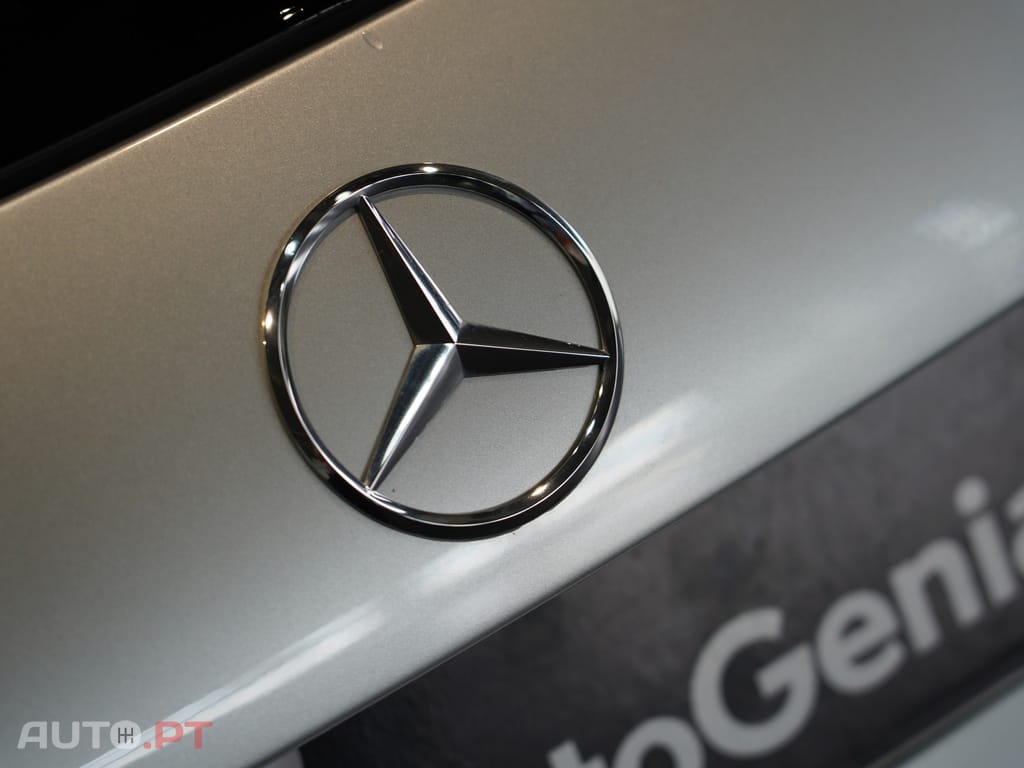Mercedes-Benz A 180 d AMG Line