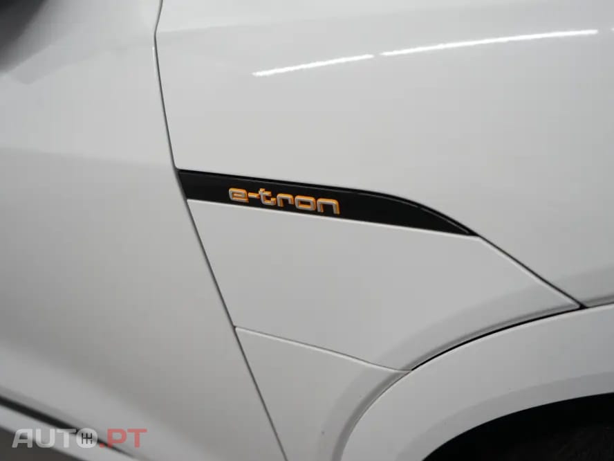 Audi E-Tron 50 quattro S line