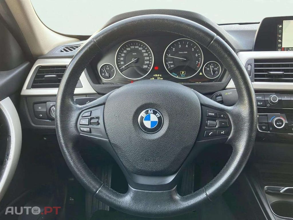 BMW 330 e iPerformance