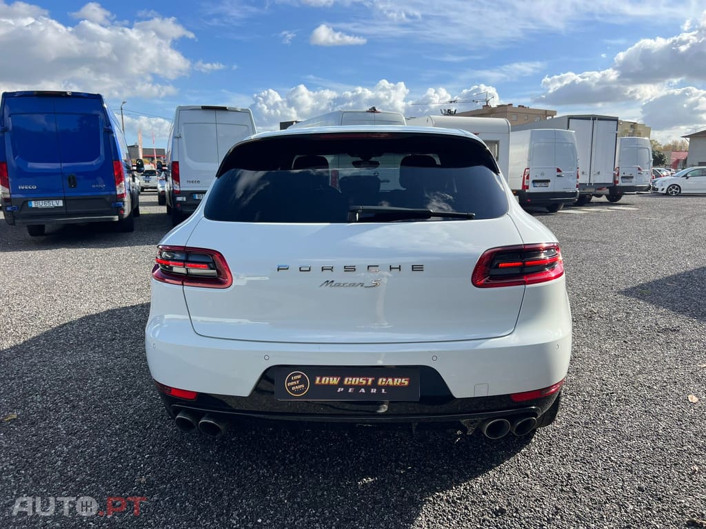 Porsche Macan S
