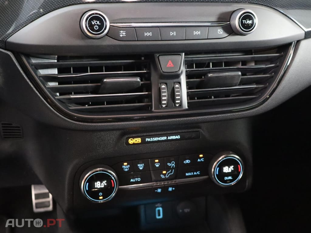 Ford Focus SW 1.0 ECOBOOST MHEV ST-LINE