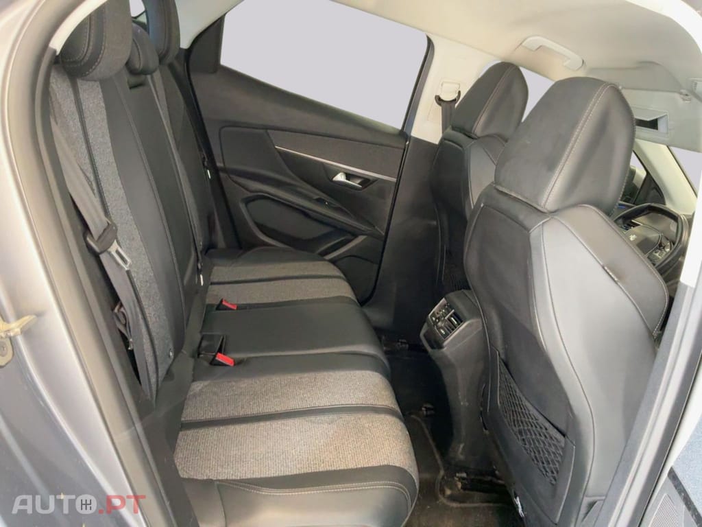 Peugeot 3008 1.2 PureTech Allure