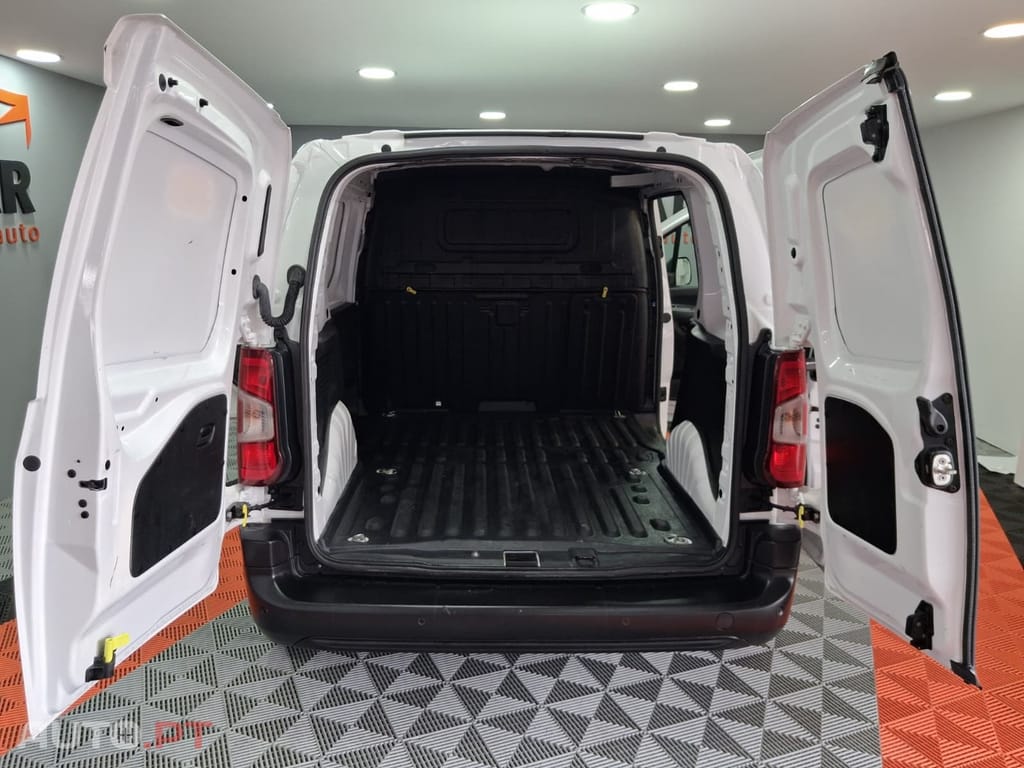 Opel Combo 1.5 CDTi L1H1 Enjoy