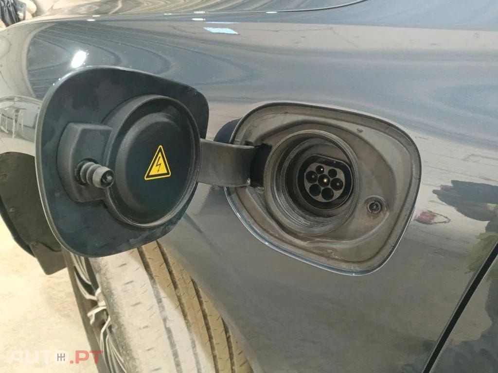 Volvo XC60 2.0 T8 PHEV Inscription AWD