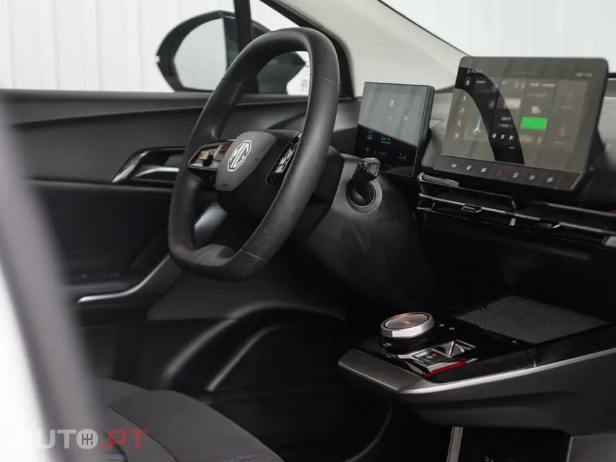 MG MG4 51 kWh Standard