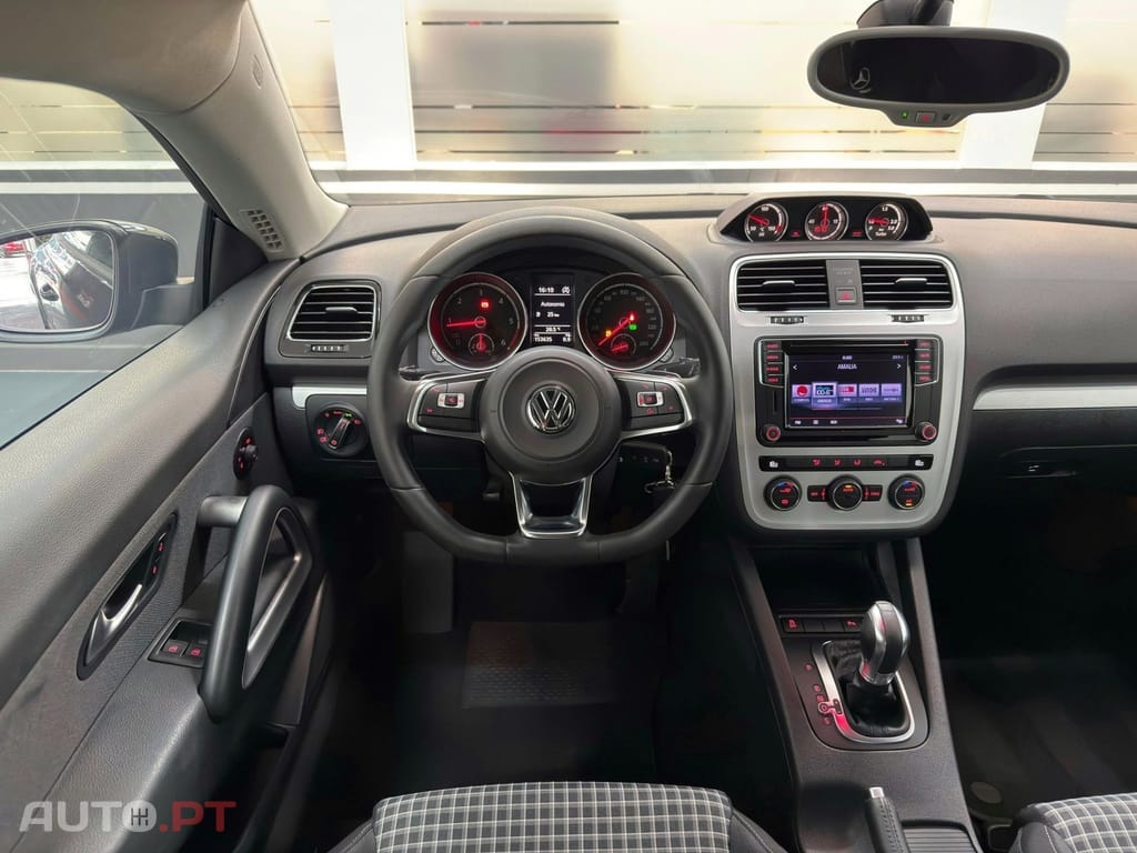 Volkswagen Scirocco 2.0 TDI Sport DSG