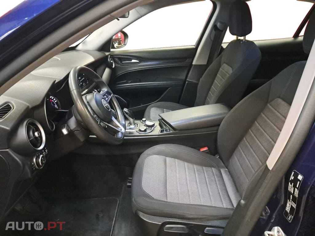 Alfa Romeo Stelvio 2.2 D AT8
