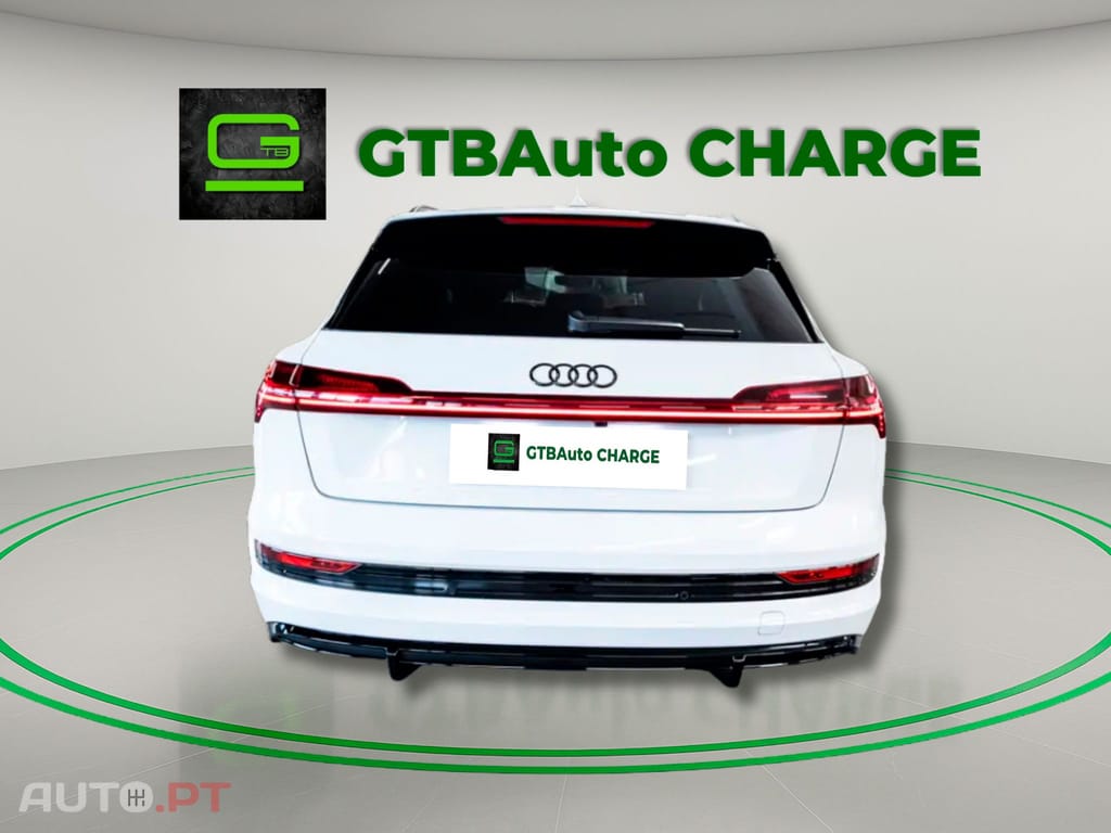 Audi E-Tron I.V.A DEDUTIVEL 55 S LINE BLACK 