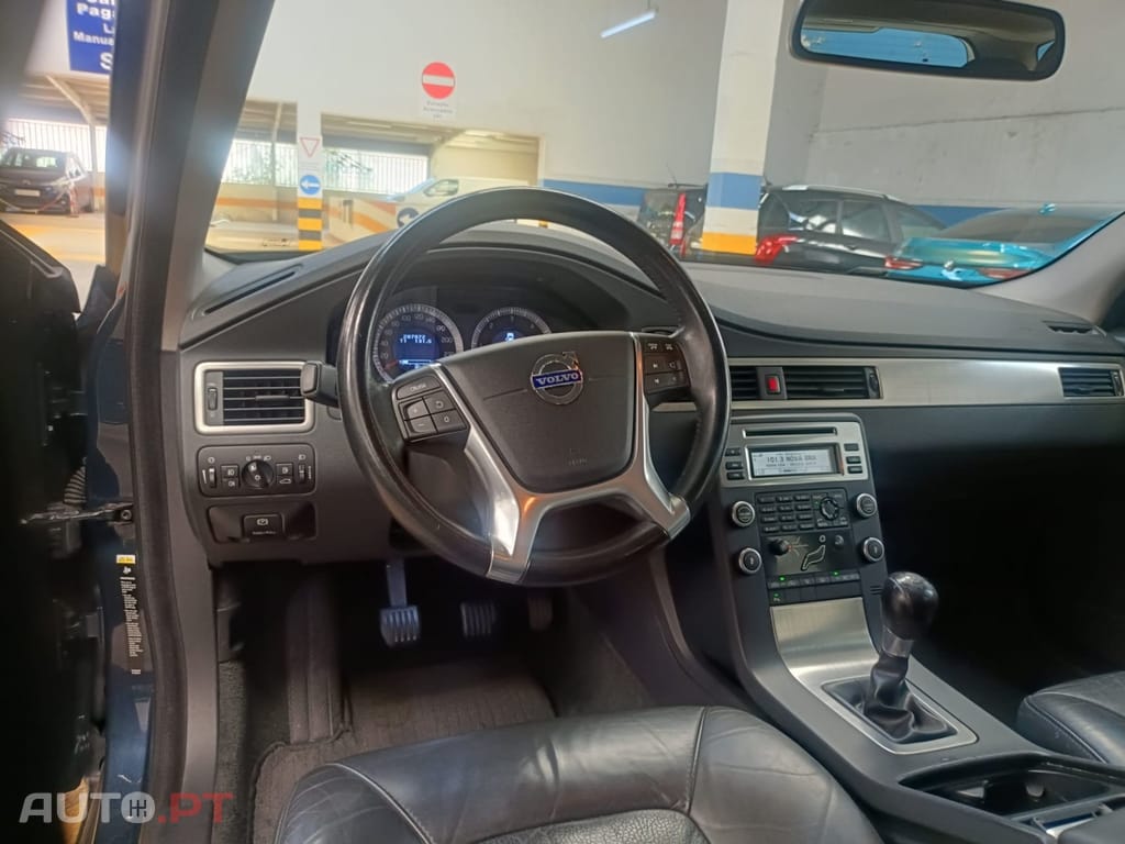Volvo V70 1.6 D Drive Momentum