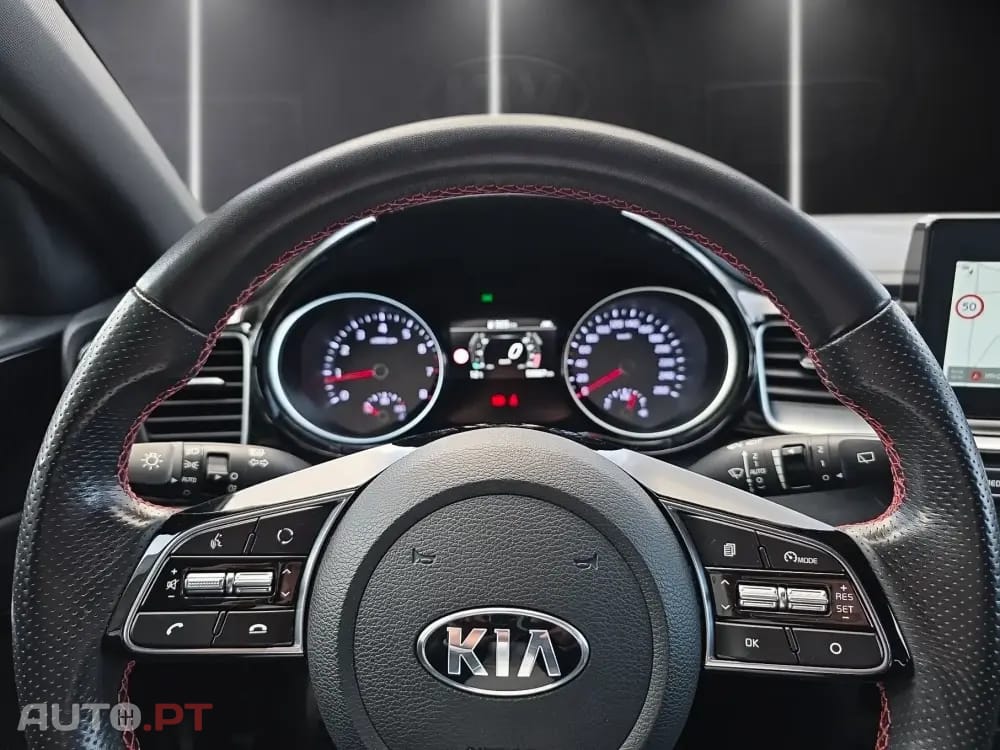 Kia Ceed 1.6 T-GDI GT+SRF