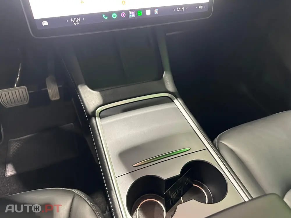Tesla Model Y Long Range Dual Motor AWD