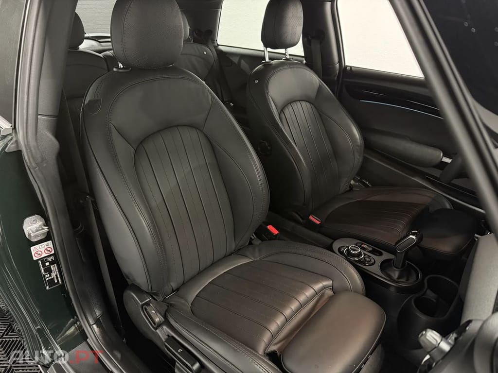 MINI Cooper Cooper SE Resolute Edition