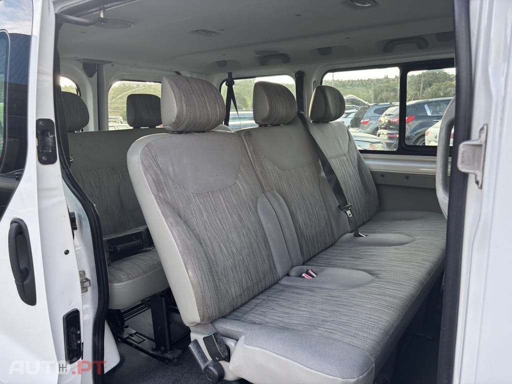 Nissan Primastar 2.0 dCi L1H1 2.7 115 Pre.+PC+AA