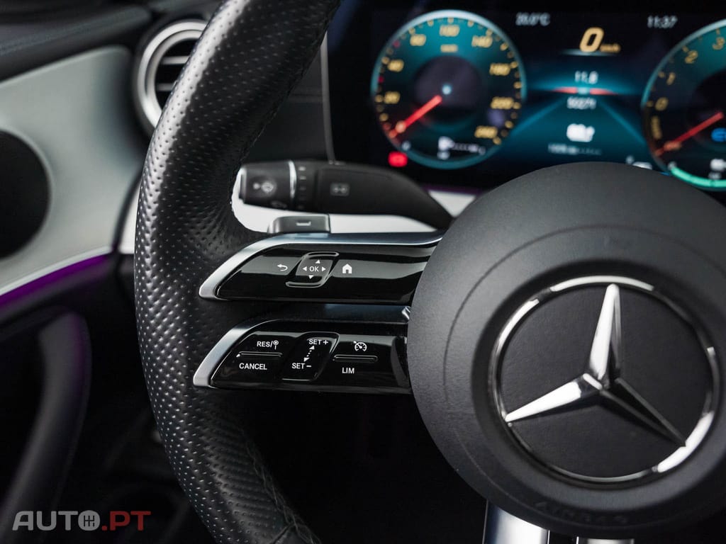 Mercedes-Benz E 300 e AMG Line