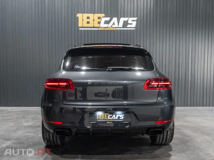 Porsche Macan PDK