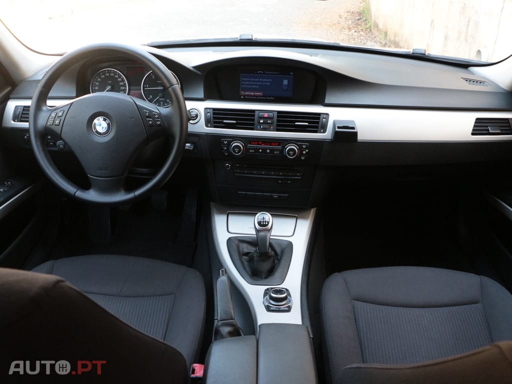 BMW 320 d Touring Navigation Sport