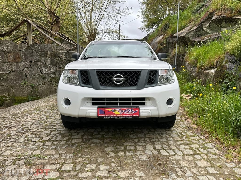 Nissan Navara 2.5 dCi CD LE 4WD