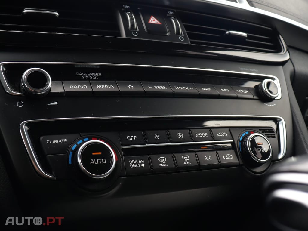 Kia Optima 2.0 CVVT PHEV