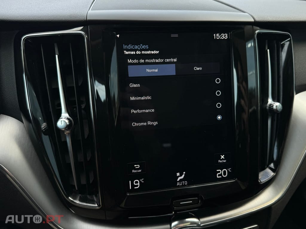 Volvo XC60 2.0 T8 PHEV Momentum Plus AWD