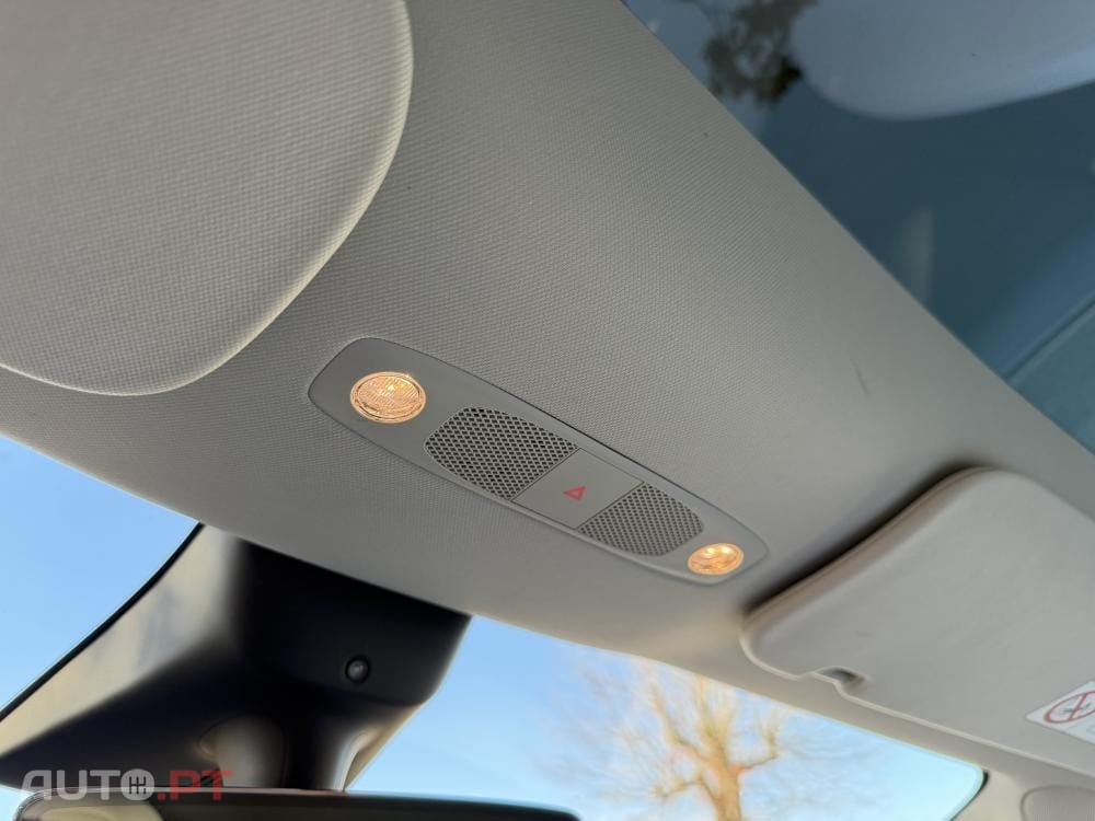 Tesla Model Y Long Range Dual Motor AWD