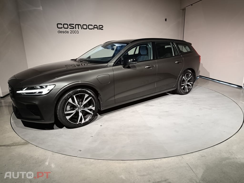 Volvo V60 2.0 T6 AWD R-Design Expression Plug-in