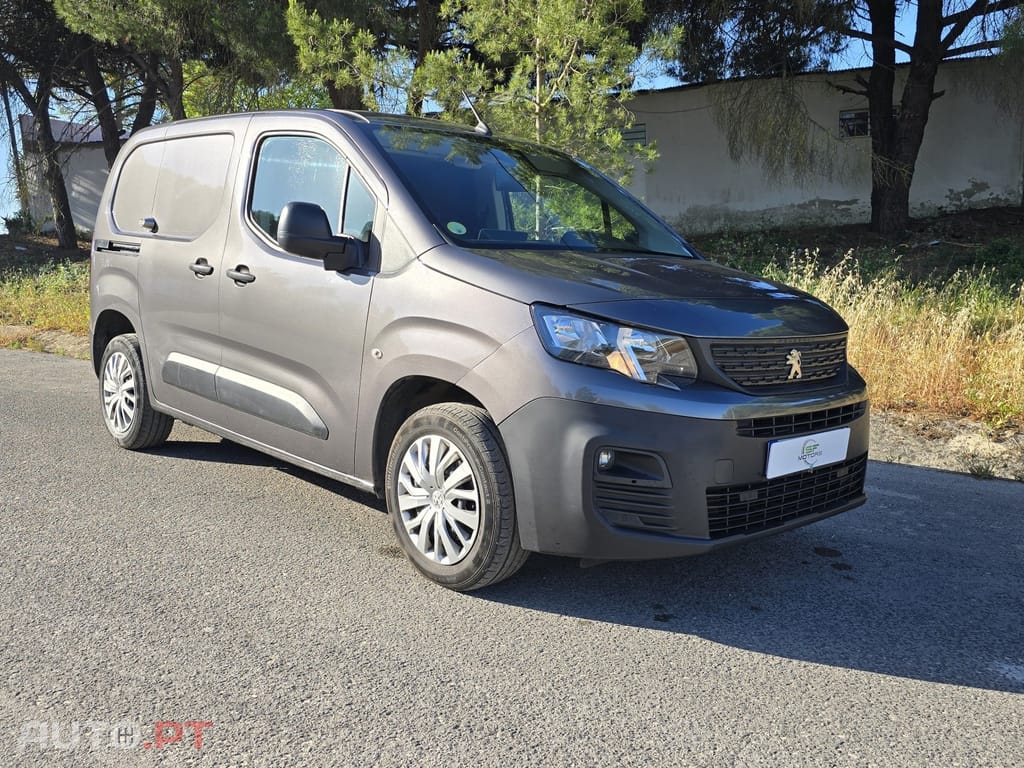 Peugeot Partner 1.5 BlueHDi Asphalt Standard EAT8