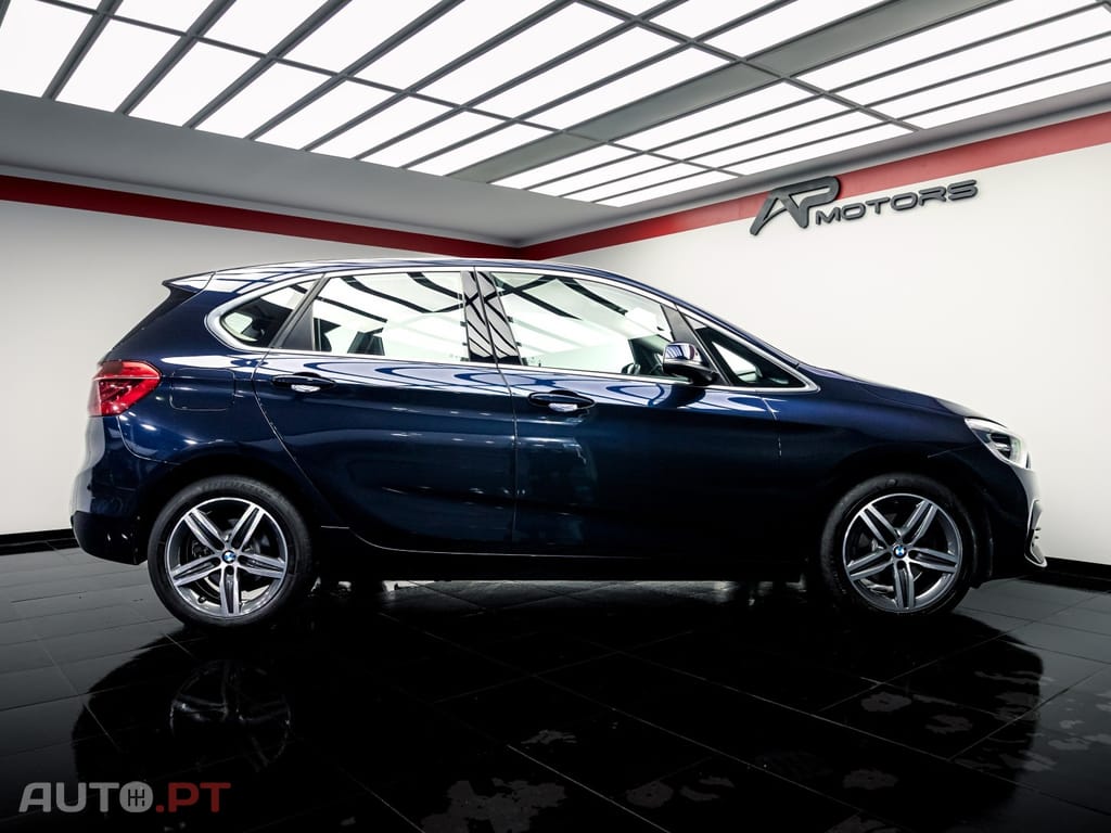 BMW 218 i Advantage Auto