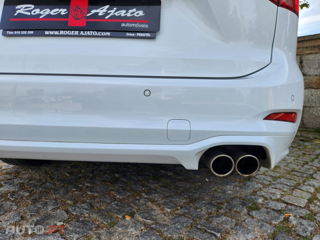 Ford Focus SW 1.5 TDCi EcoBlue ST-Line
