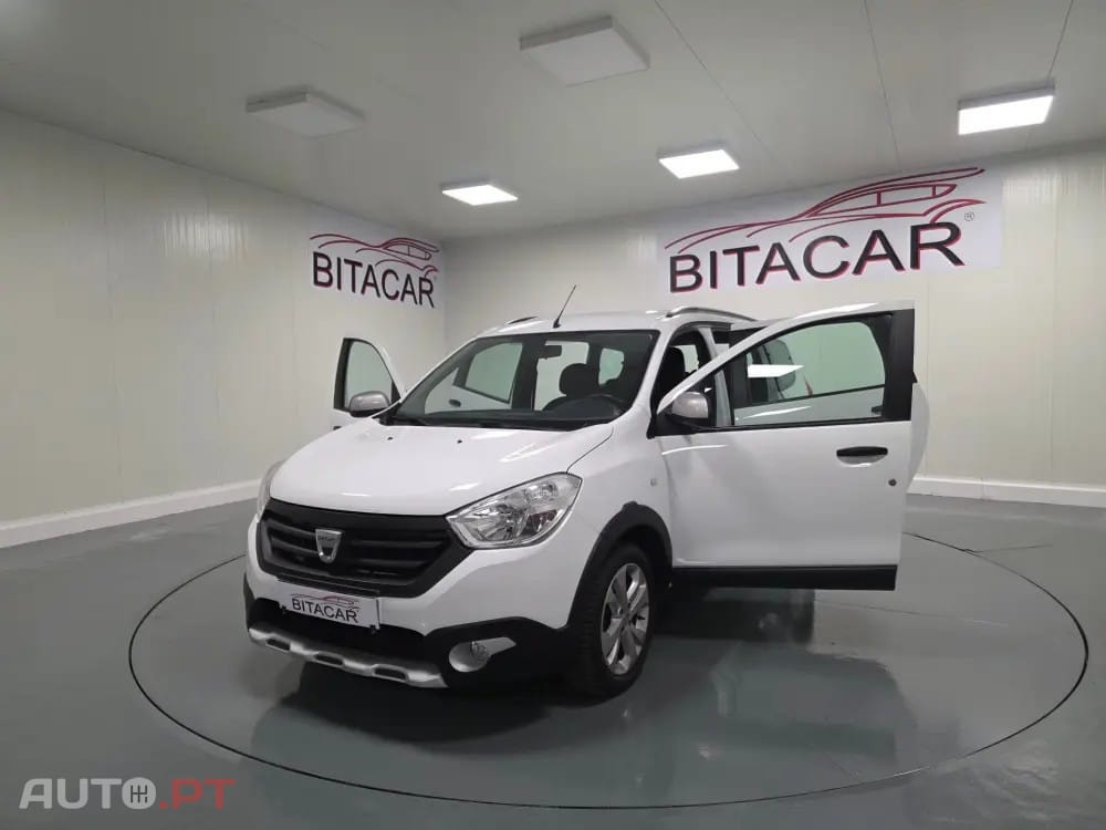 Dacia Lodgy 1.2 STEPWAY