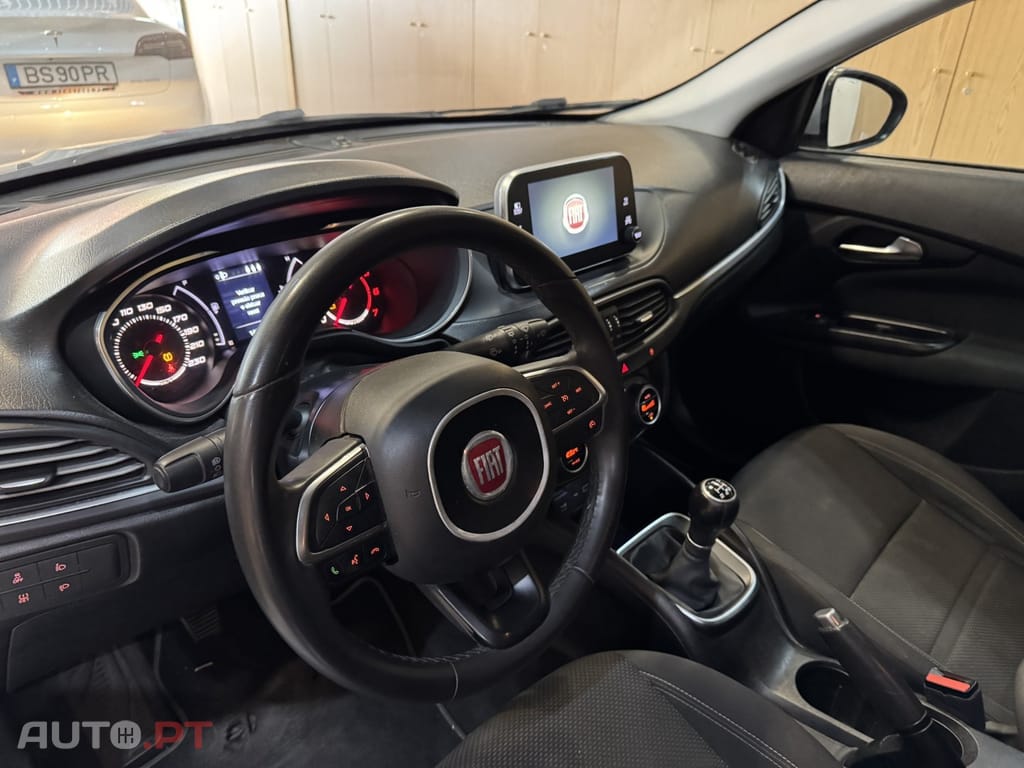 Fiat Tipo 1.3 M-Jet Lounge