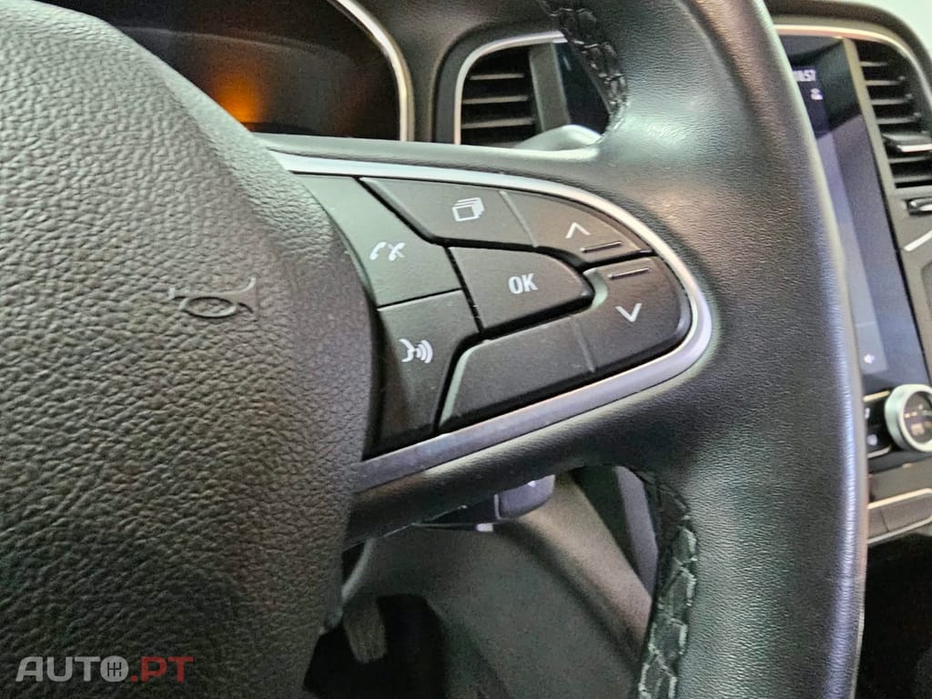 Renault Mégane Sport Tourer 1.5 Blue dCi Intens EDC