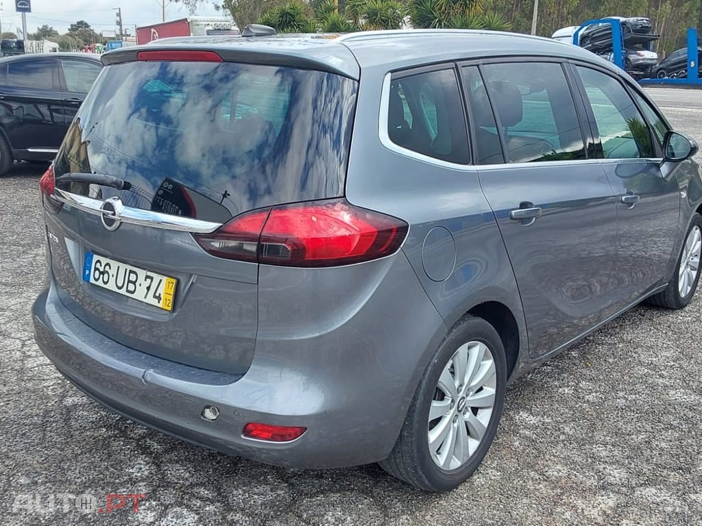 Opel Zafira 1.6 CDTi Cosmo