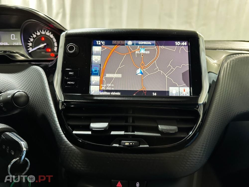 Peugeot 2008 1.2 PureTech Allure