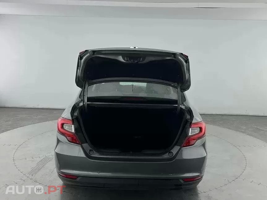 Fiat Tipo 1.3 M-Jet Easy J17